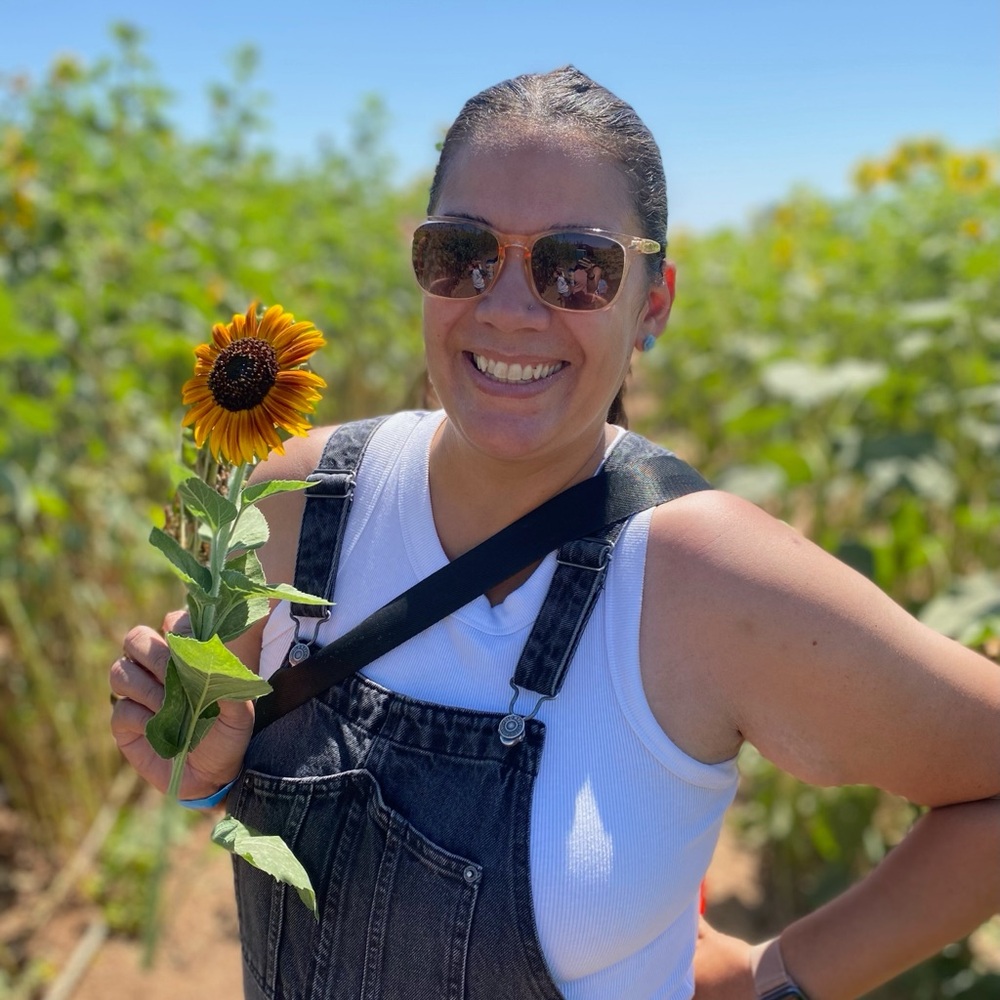 Meet your Posher, Adrienne